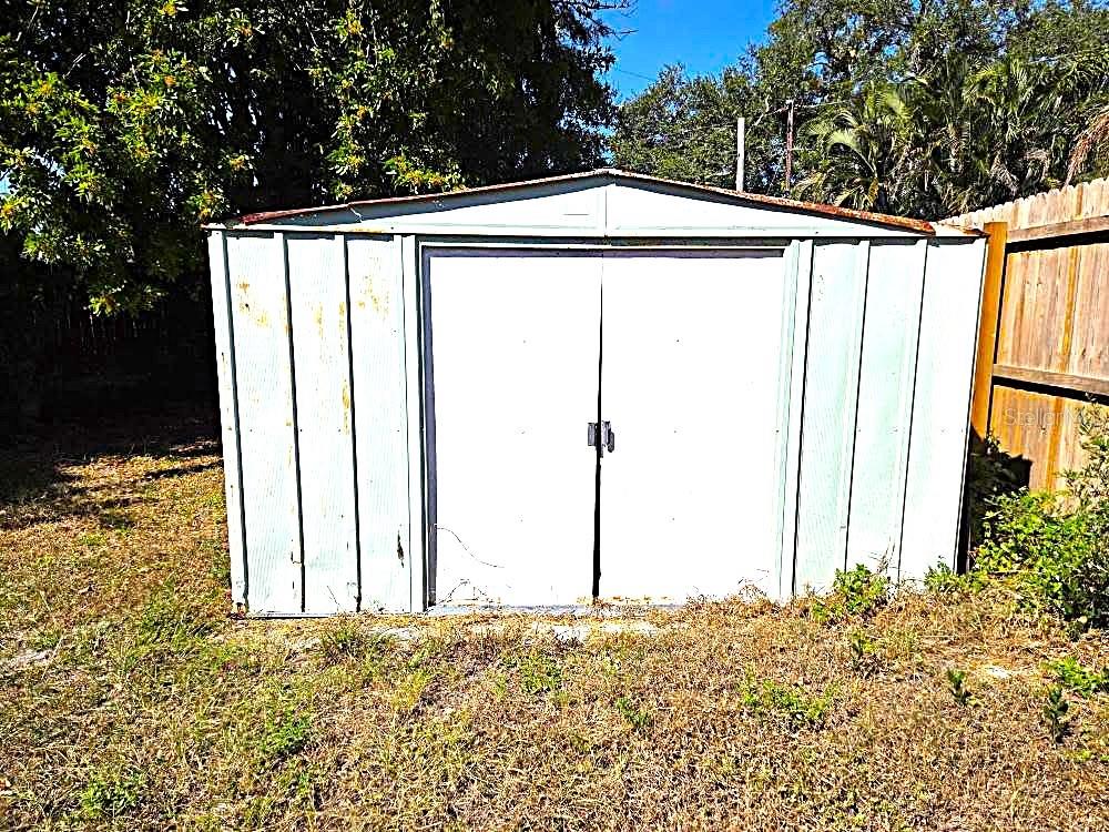 CRESTRIDGE - Residential Lease