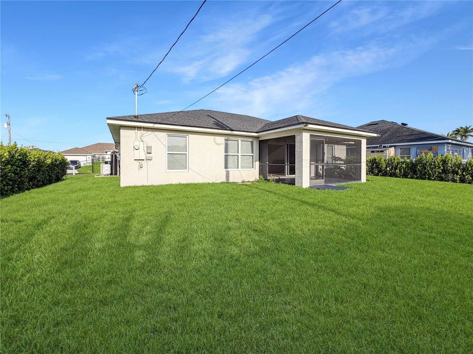 CAPE CORAL - Residential