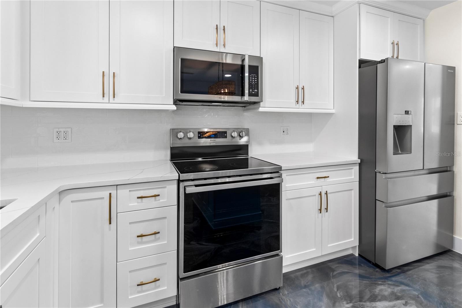 HOLMES BEACH 12TH UNIT - Residential