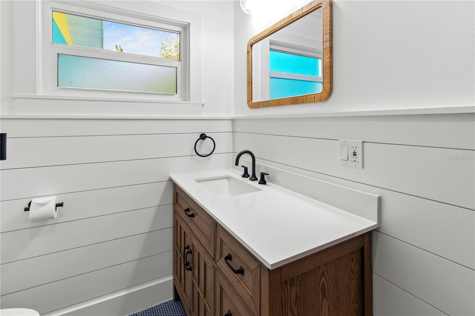 HOLMES BEACH 12TH UNIT - Residential