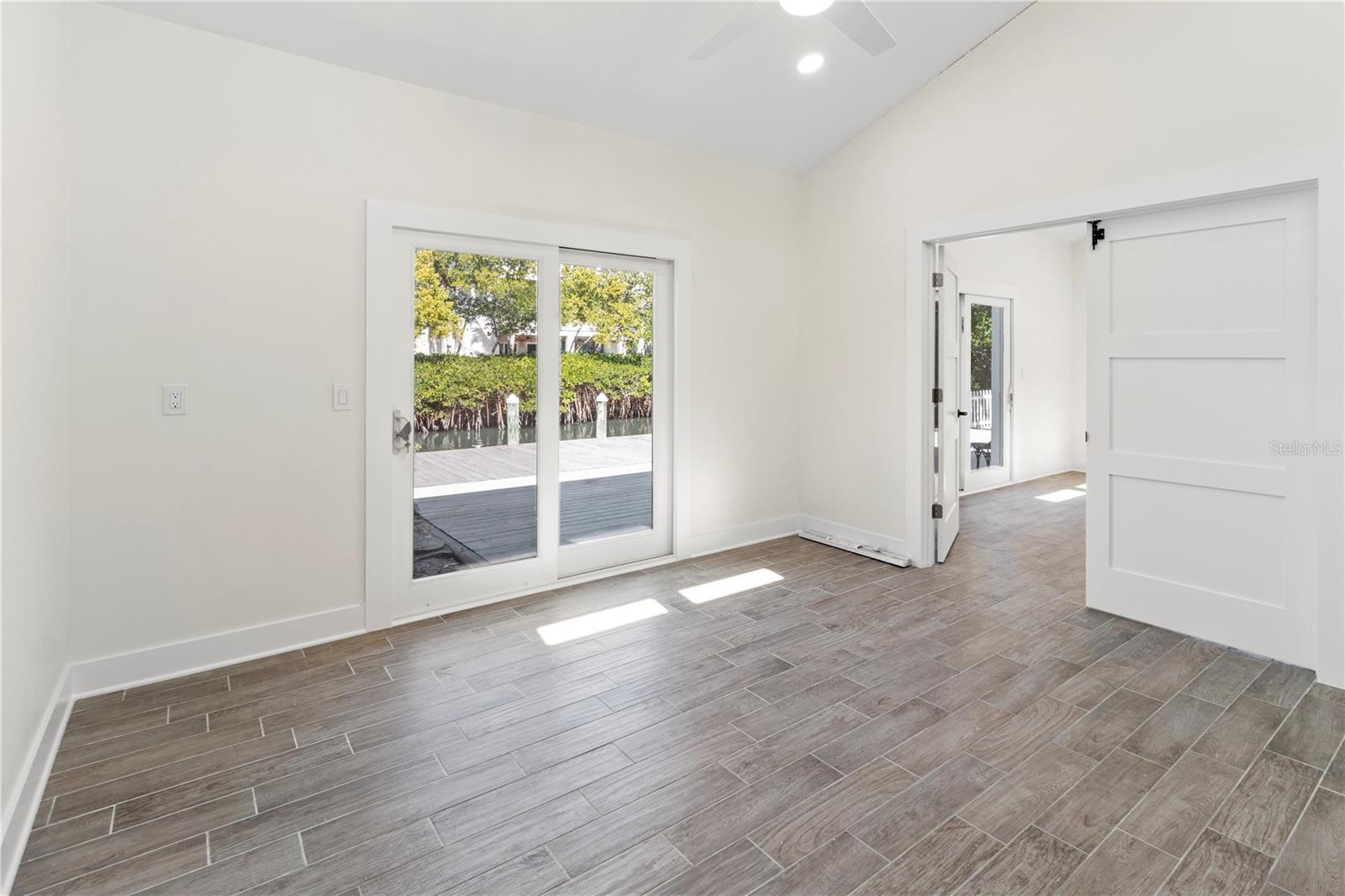 HOLMES BEACH 12TH UNIT - Residential