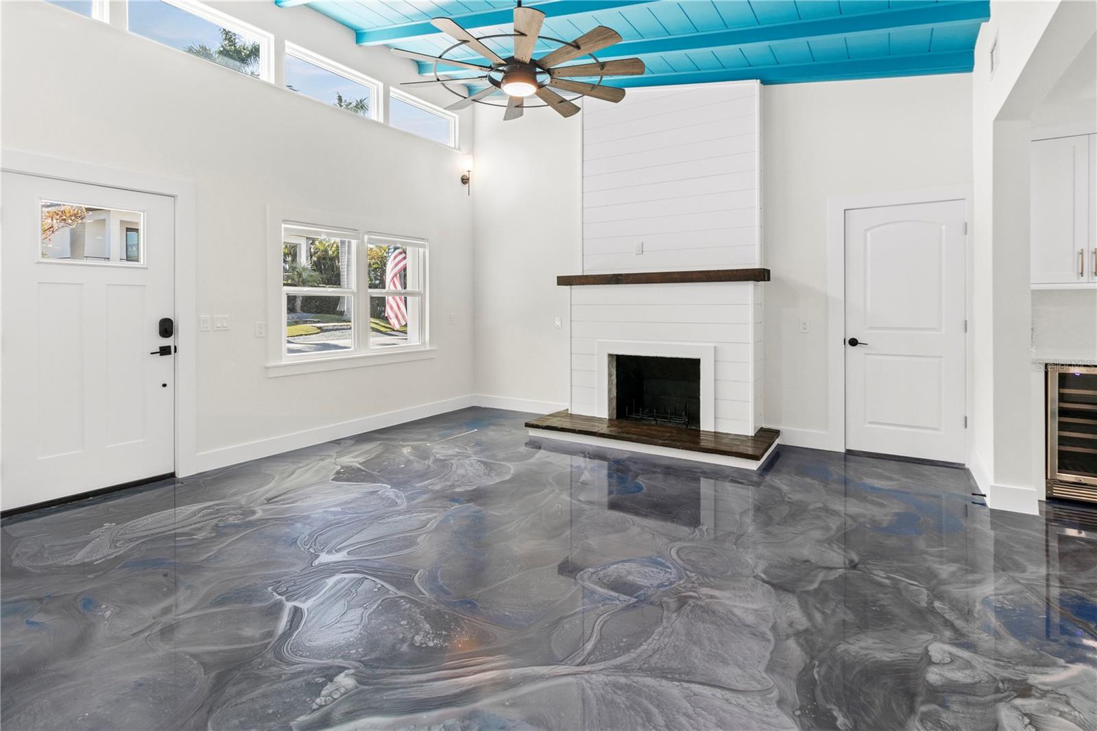 HOLMES BEACH 12TH UNIT - Residential