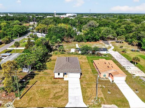 Photo of 38905 Pine Street, Umatilla, FL 32784 (MLS # G5111042)