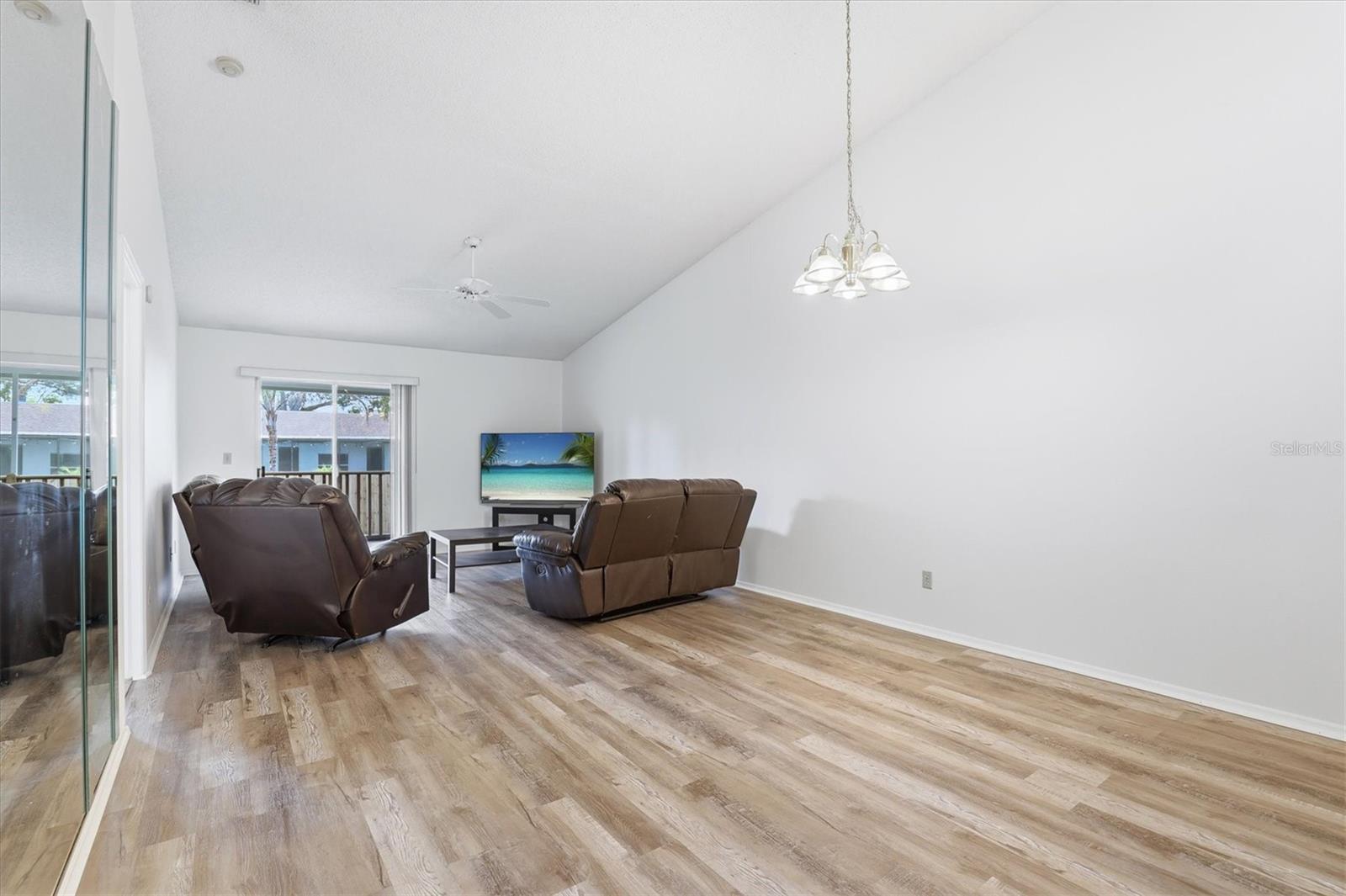 39650 US HIGHWAY 19 N 1311