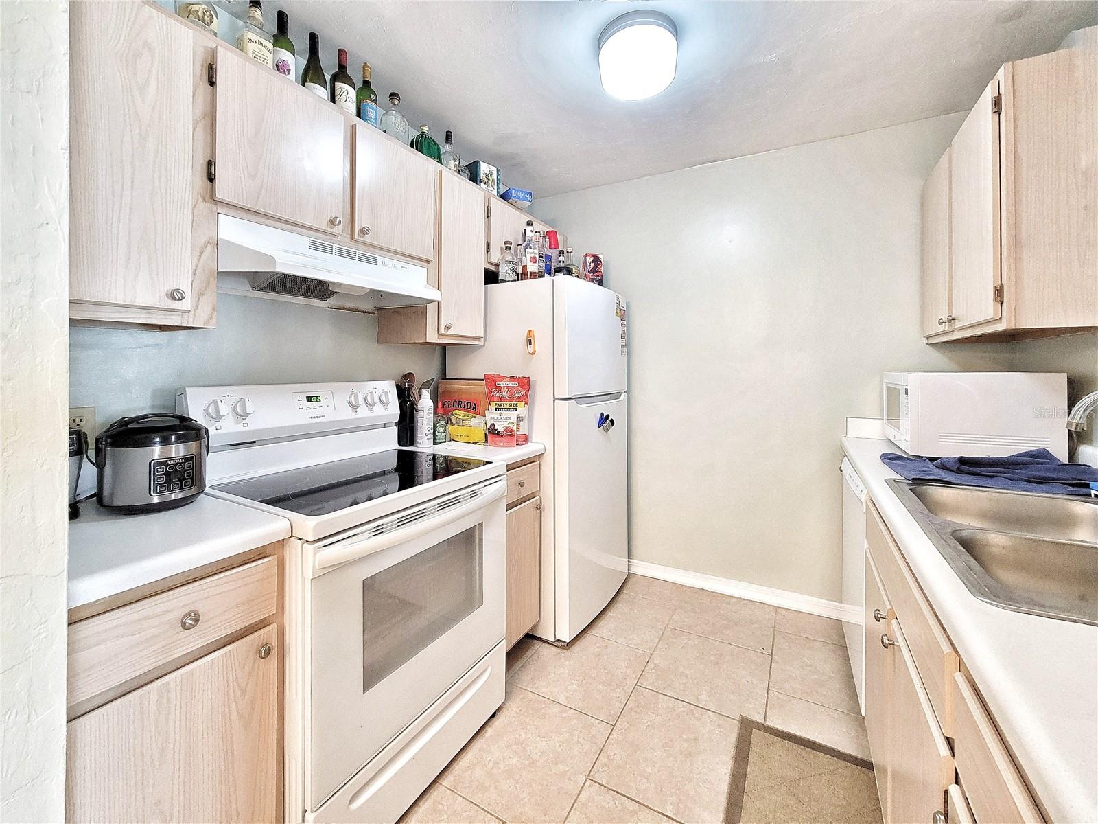 CAMPUS EDGE CONDO - Residential