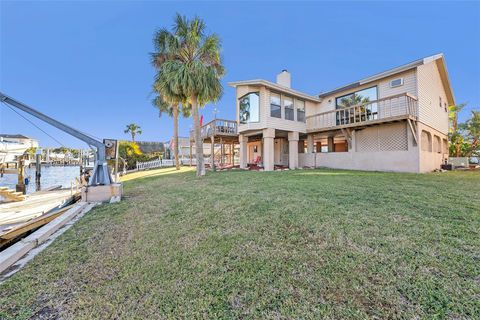 A home in PORT RICHEY