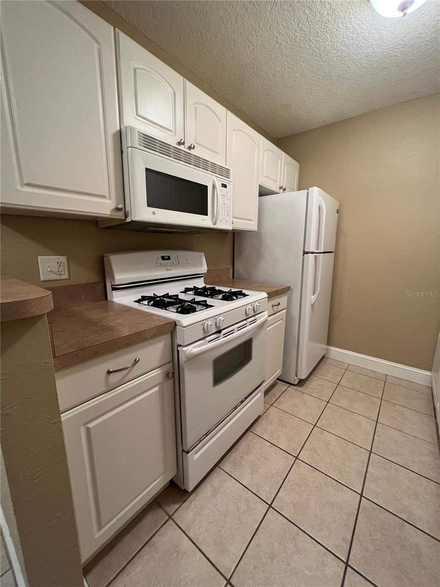 1700 SW 16TH COURT L6