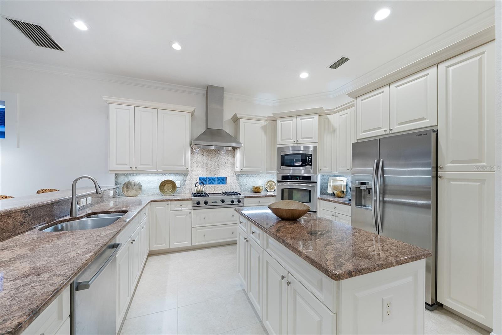 BOCA ROYALE - Residential