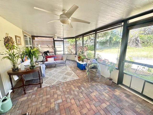 REMINGTON OAKS AT THE CROSSINGS - Residential Lease