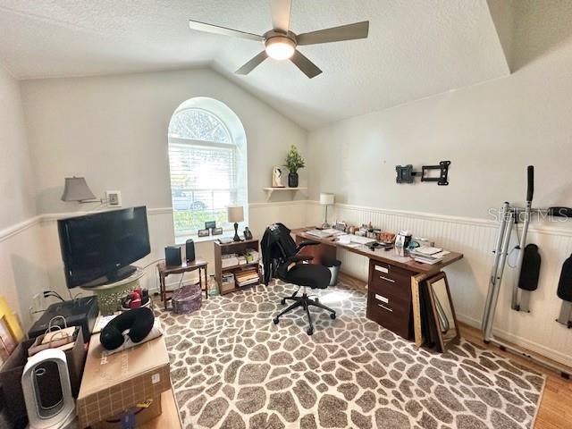 REMINGTON OAKS AT THE CROSSINGS - Residential Lease