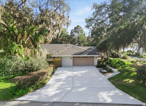 Tiny photo for 103 S Lakeshore Drive, Minneola, FL 34715 (MLS # O6377402)