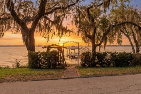 Tiny photo for 103 S Lakeshore Drive, Minneola, FL 34715 (MLS # O6377402)