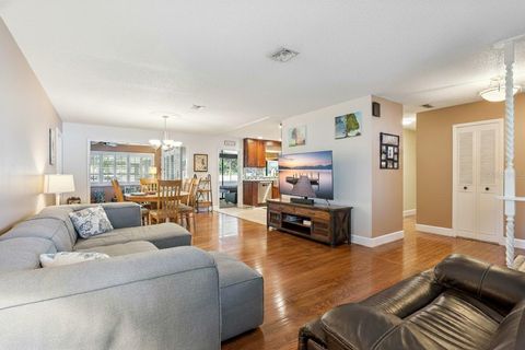 Tiny photo for 103 S Lakeshore Drive, Minneola, FL 34715 (MLS # O6377402)