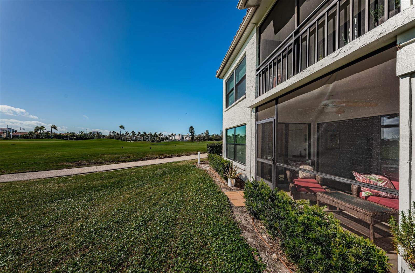 CASA DEL MAR CONDO III - Residential