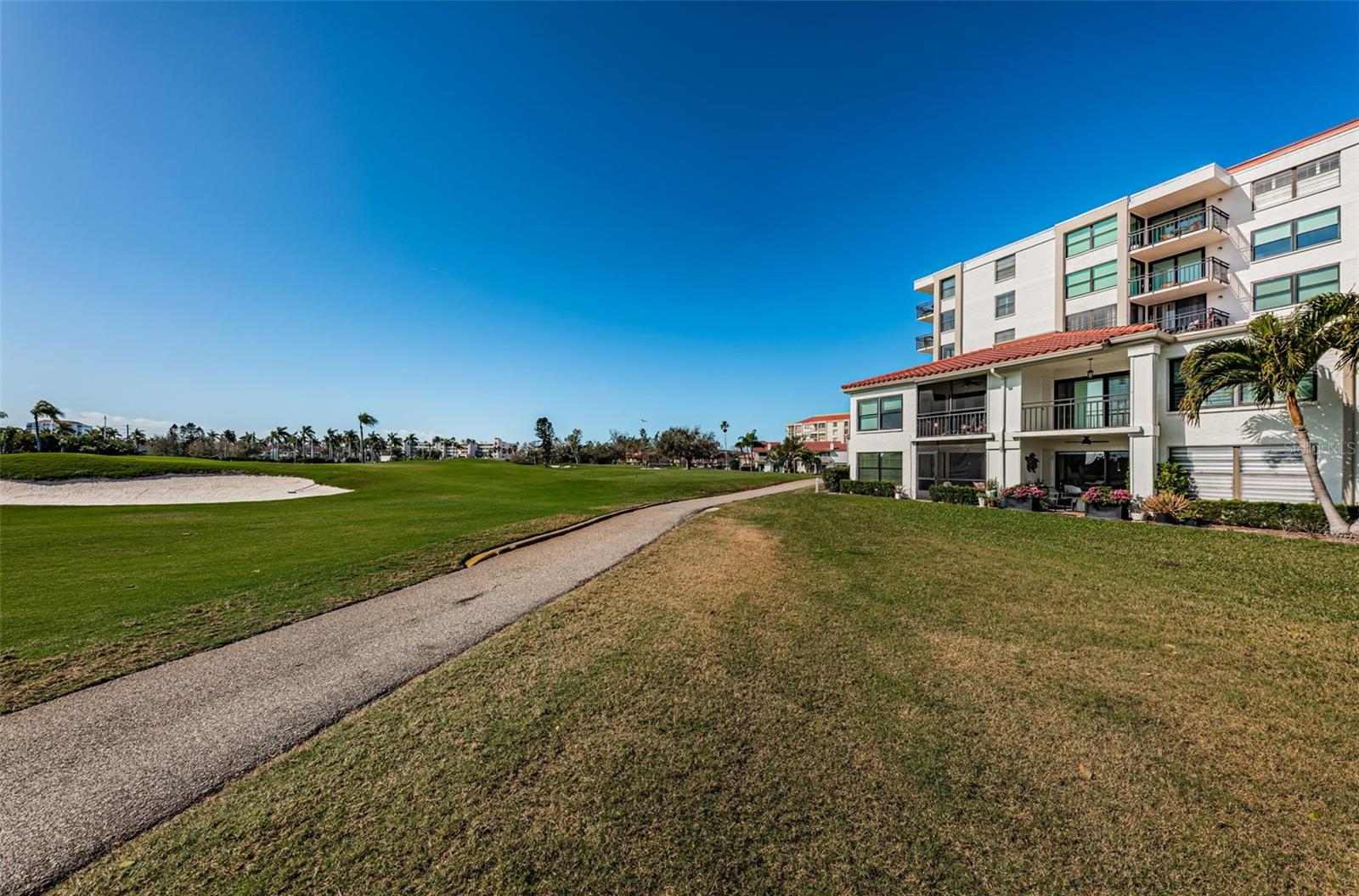 CASA DEL MAR CONDO III - Residential