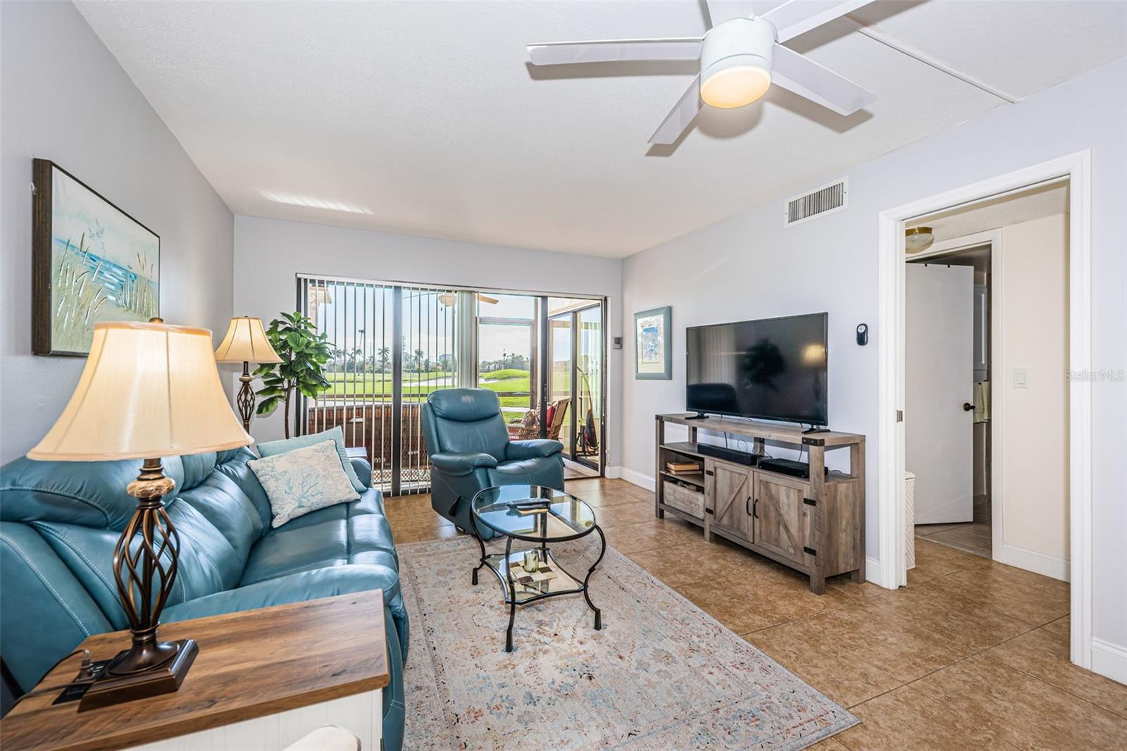 CASA DEL MAR CONDO III - Residential