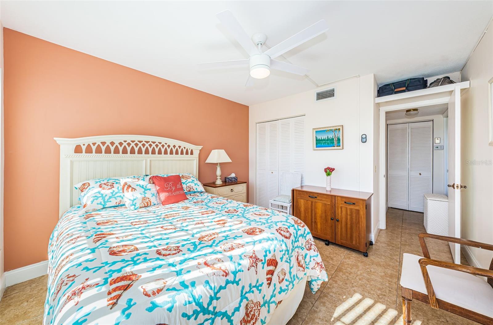 CASA DEL MAR CONDO III - Residential