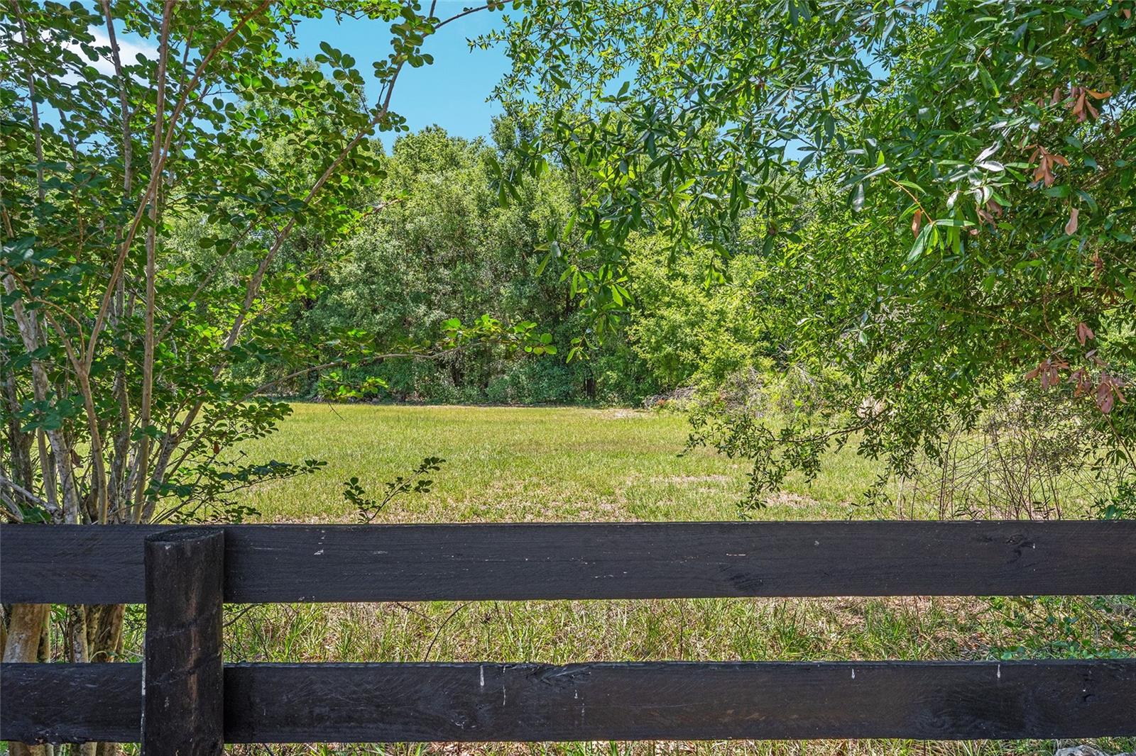 VILLAGES LADY LAKE UNIT 24 - Residential