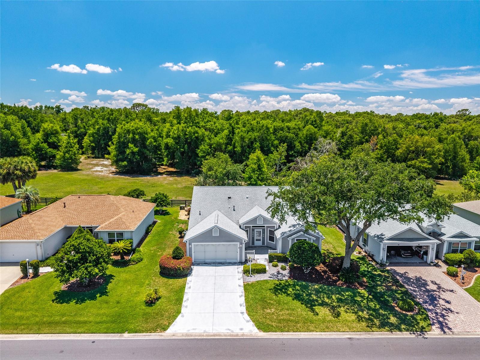 VILLAGES LADY LAKE UNIT 24 - Residential