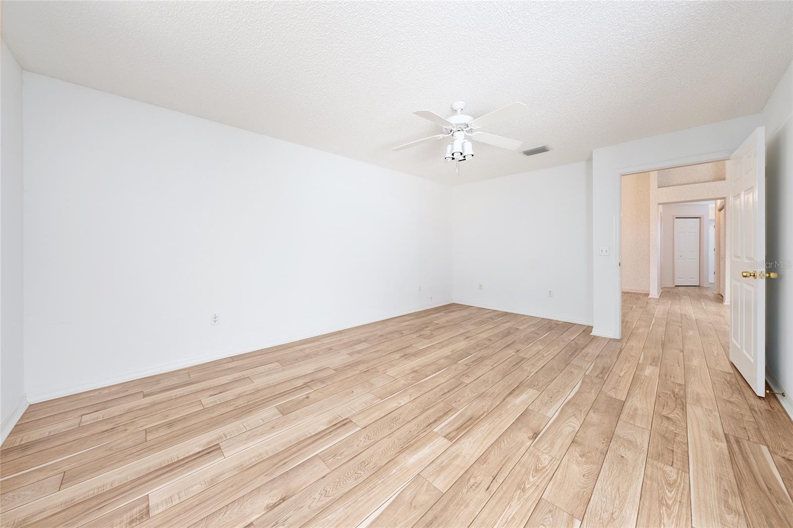 VILLAGES LADY LAKE UNIT 24 - Residential