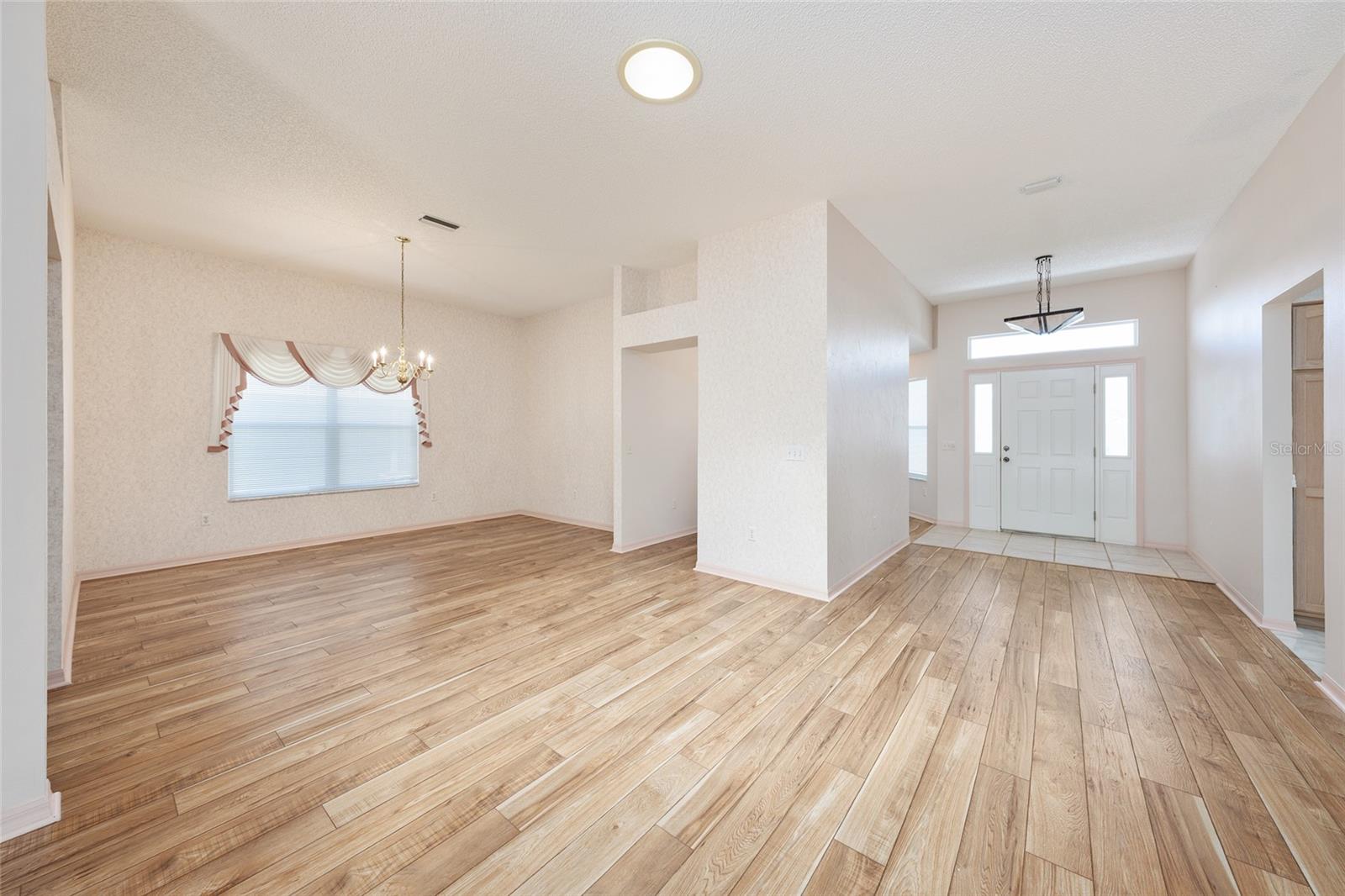 VILLAGES LADY LAKE UNIT 24 - Residential