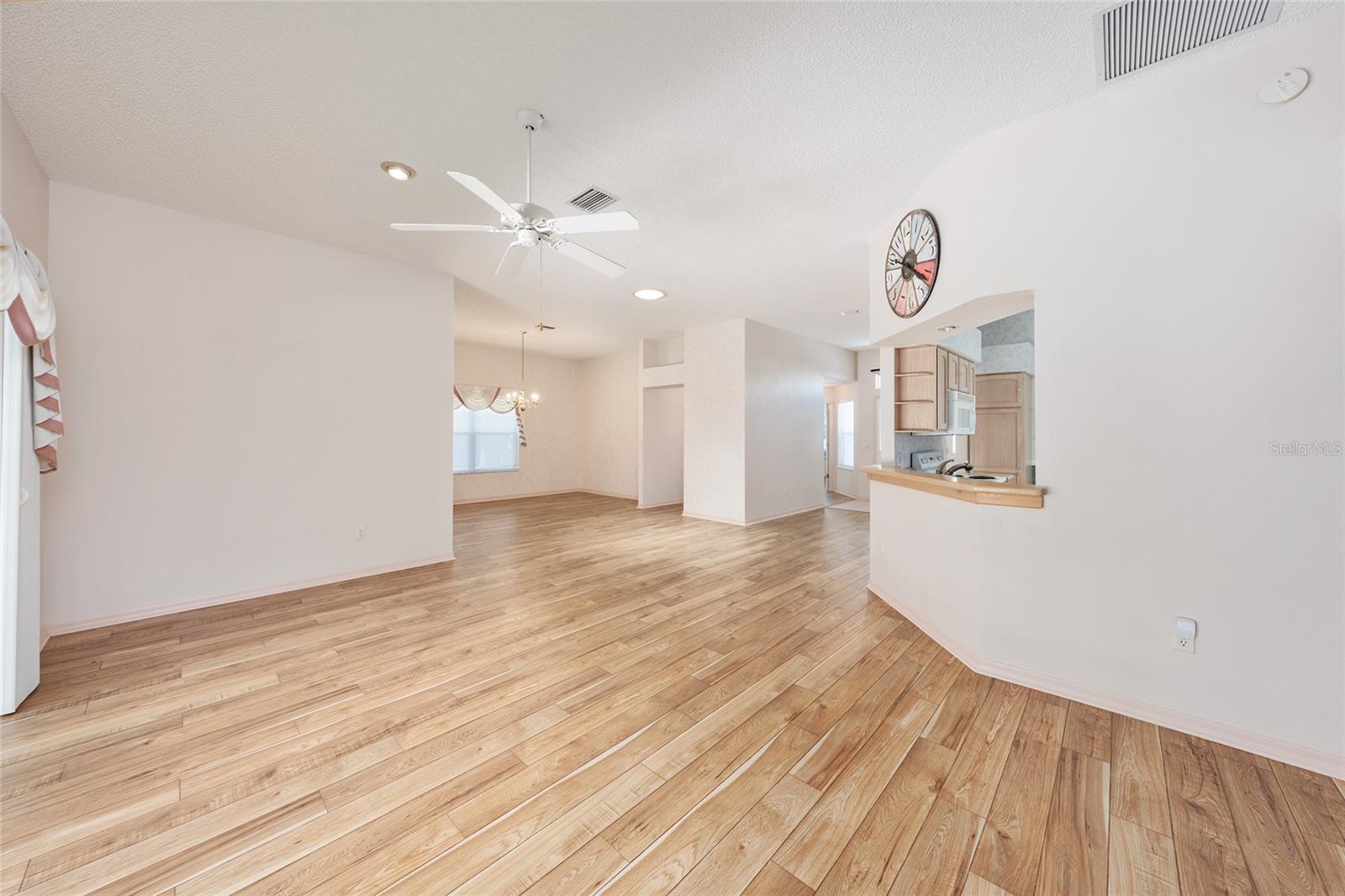 VILLAGES LADY LAKE UNIT 24 - Residential