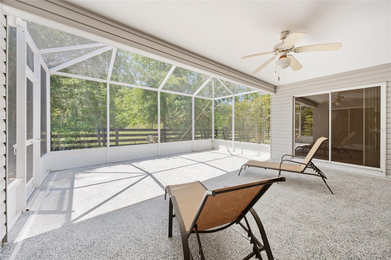 VILLAGES LADY LAKE UNIT 24 - Residential