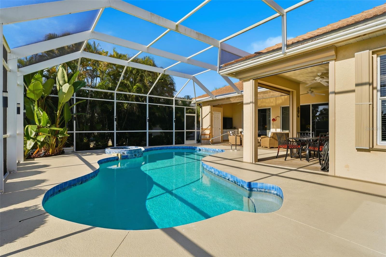 RIVERWOOD - Residential