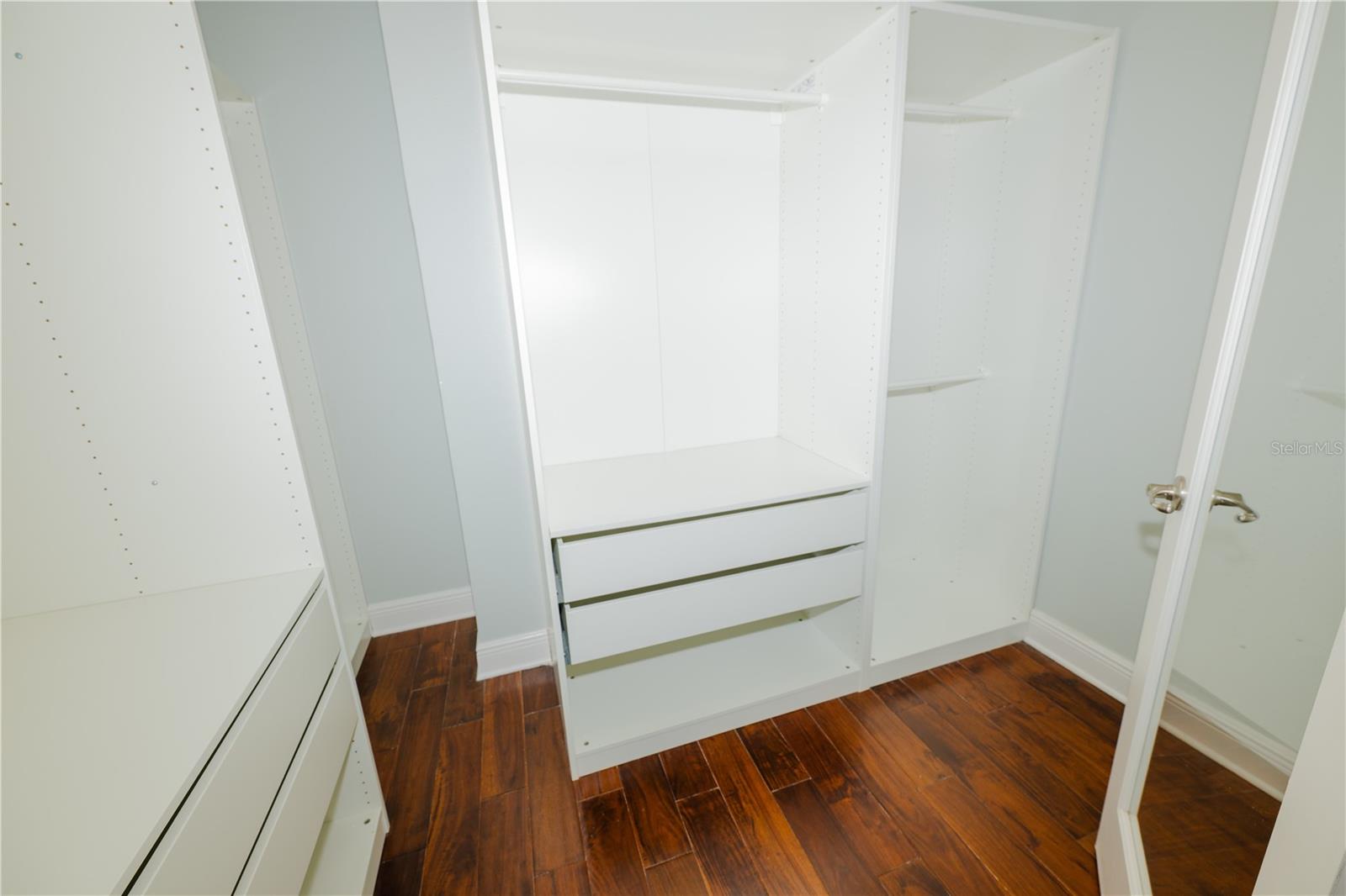 PROMENADES AT BELLATRAE CONDO PH 5 BLDG 30 - Residential