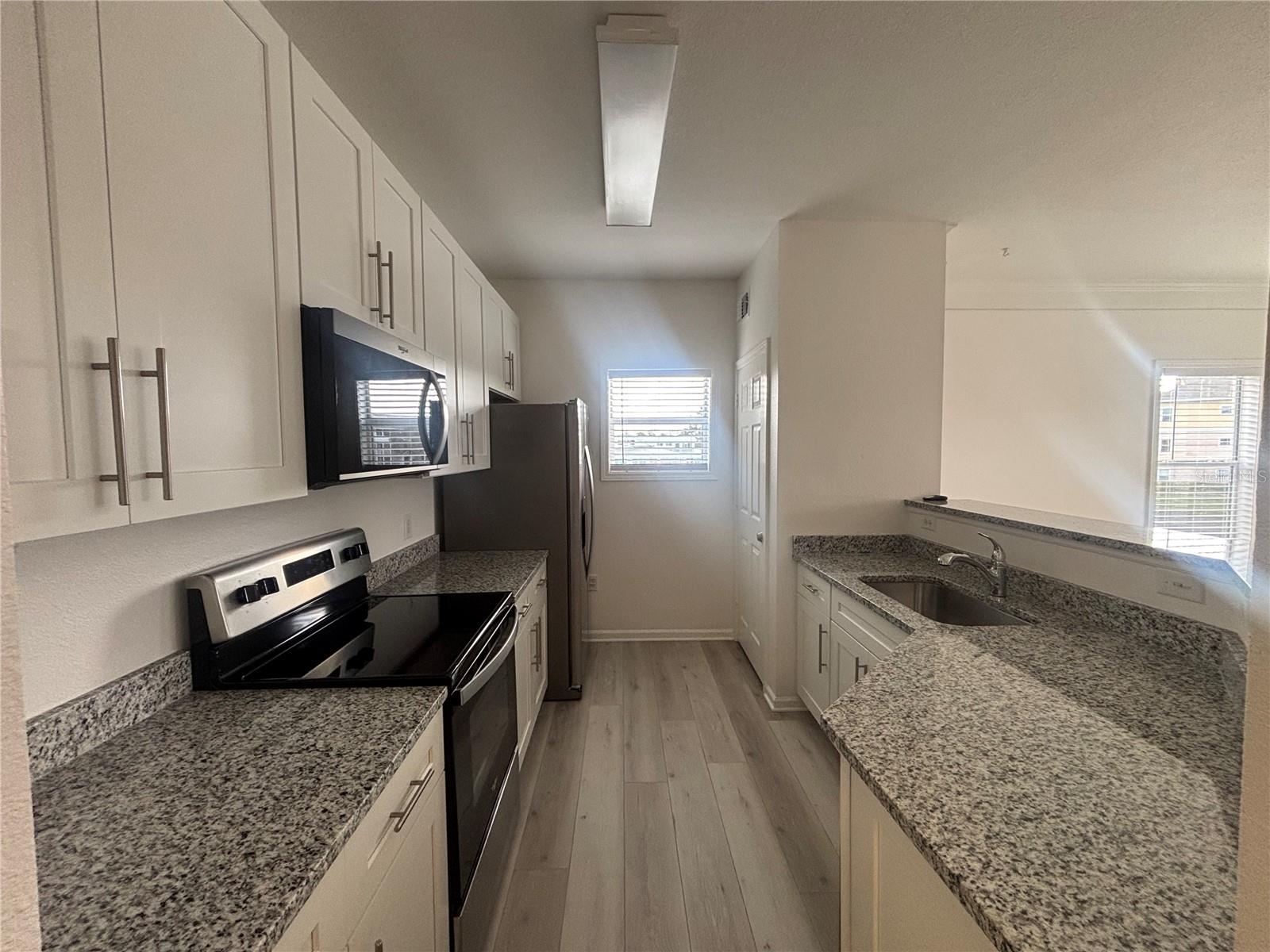 THE PALMS OF CORTEZ - Residential Lease