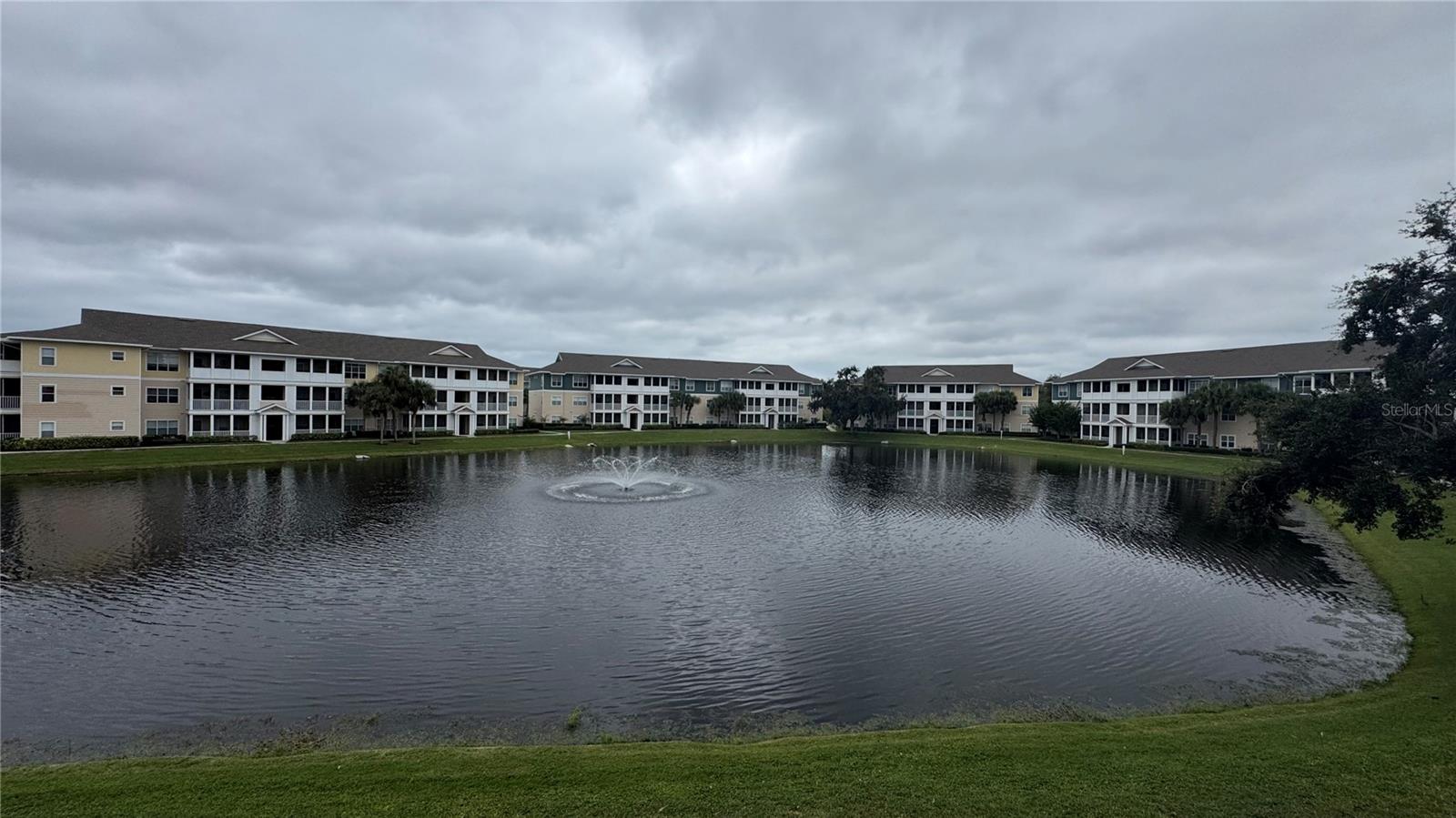 THE PALMS OF CORTEZ - Residential Lease