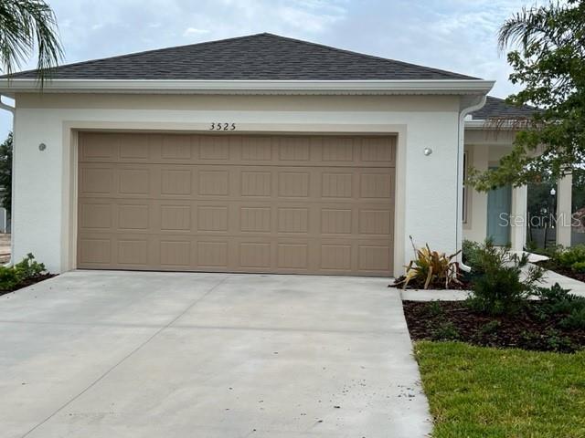 One or more photo(s) has been virtually staged. Come live in this newly built home you’ll be proud to call your own, featuring 4 bedrooms and 2 bathrooms. Host friends and family in the beautiful open-concept kitchen with an island, stainless steel appliances, and quartz countertops. Washer and dryer are included.
Pets are welcome (restrictions apply, non-refundable deposit required).
24-hour advance notice is required for showings.
Canopy Terrace is a lovely community surrounded by nature, located in Deland, just minutes from local restaurants, antique shops, and entertainment.
Community amenities include: Scenic wooded walking trails, Picnic tables, Swimming pool and cabana, Playground and more, Application process is completed online.
Background and credit reports, rental and eviction history are required. Applicants must provide a valid photo ID or driver’s license, pay stubs, and bank statements.
Fast approval.
Check the attachments for the online application link