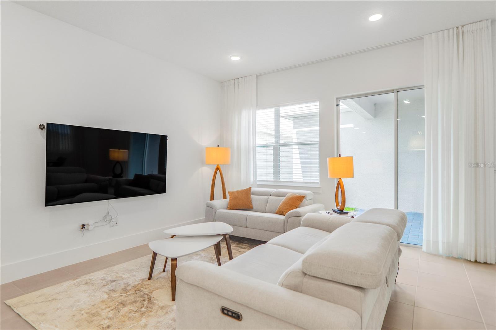 OSPREY RANCH PH 1 - Residential Lease