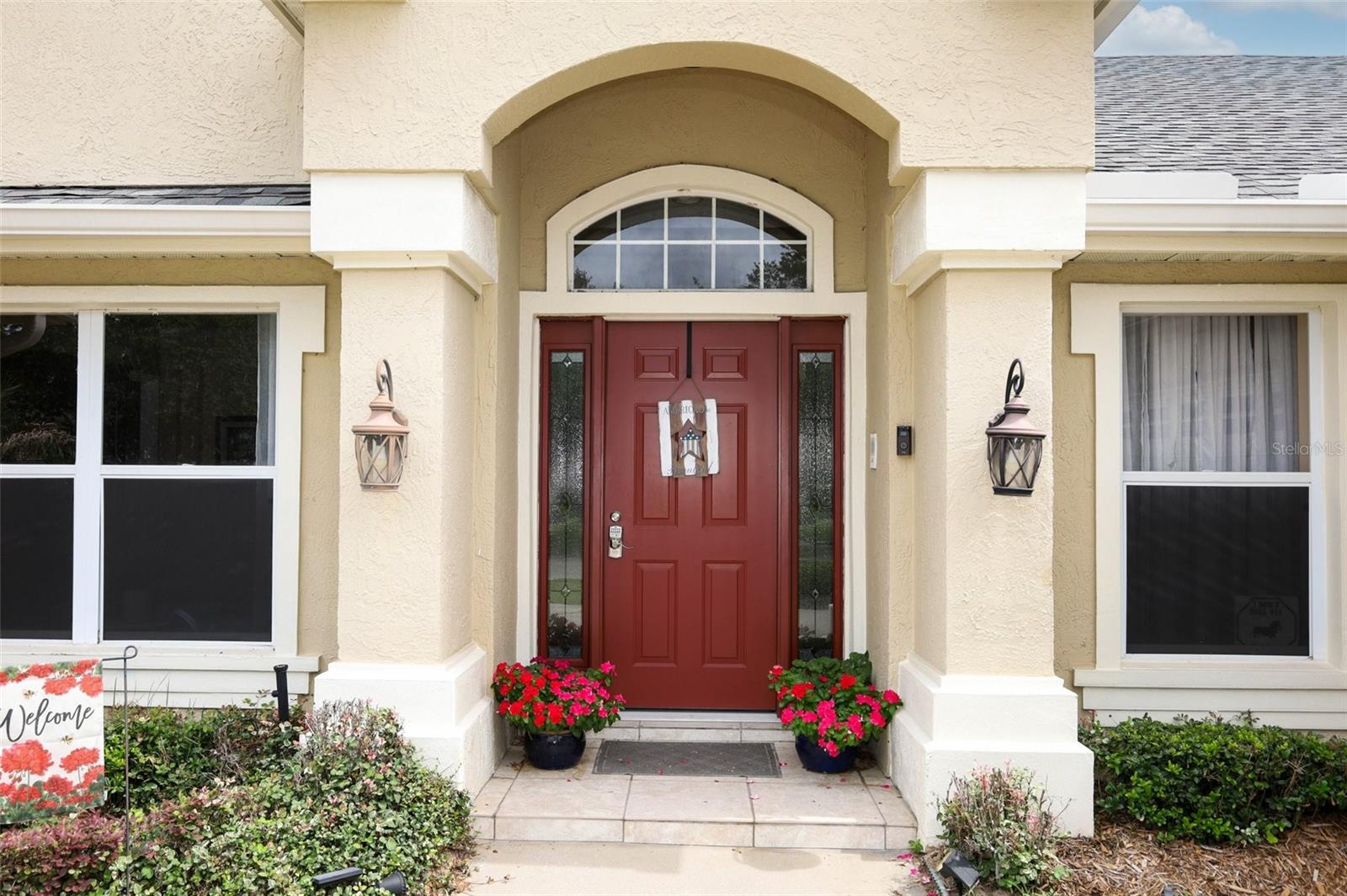 8 ROSEBERRY COURT