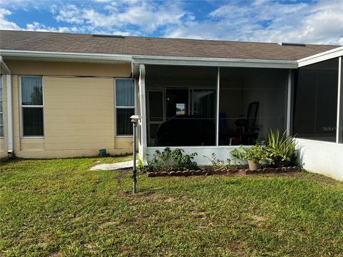 A home in LAKE WALES