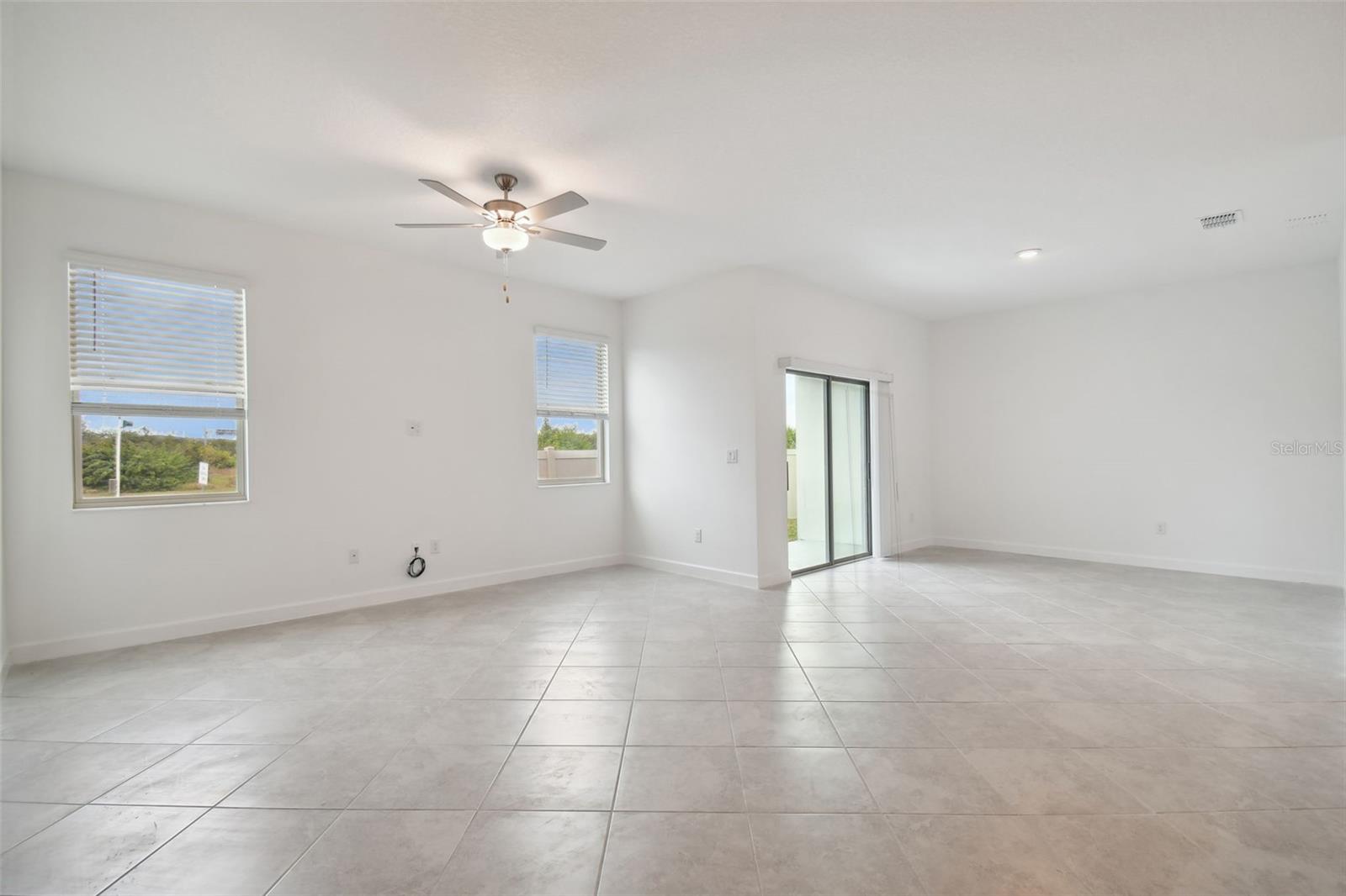 BRYANT SQUARE - Residential Lease