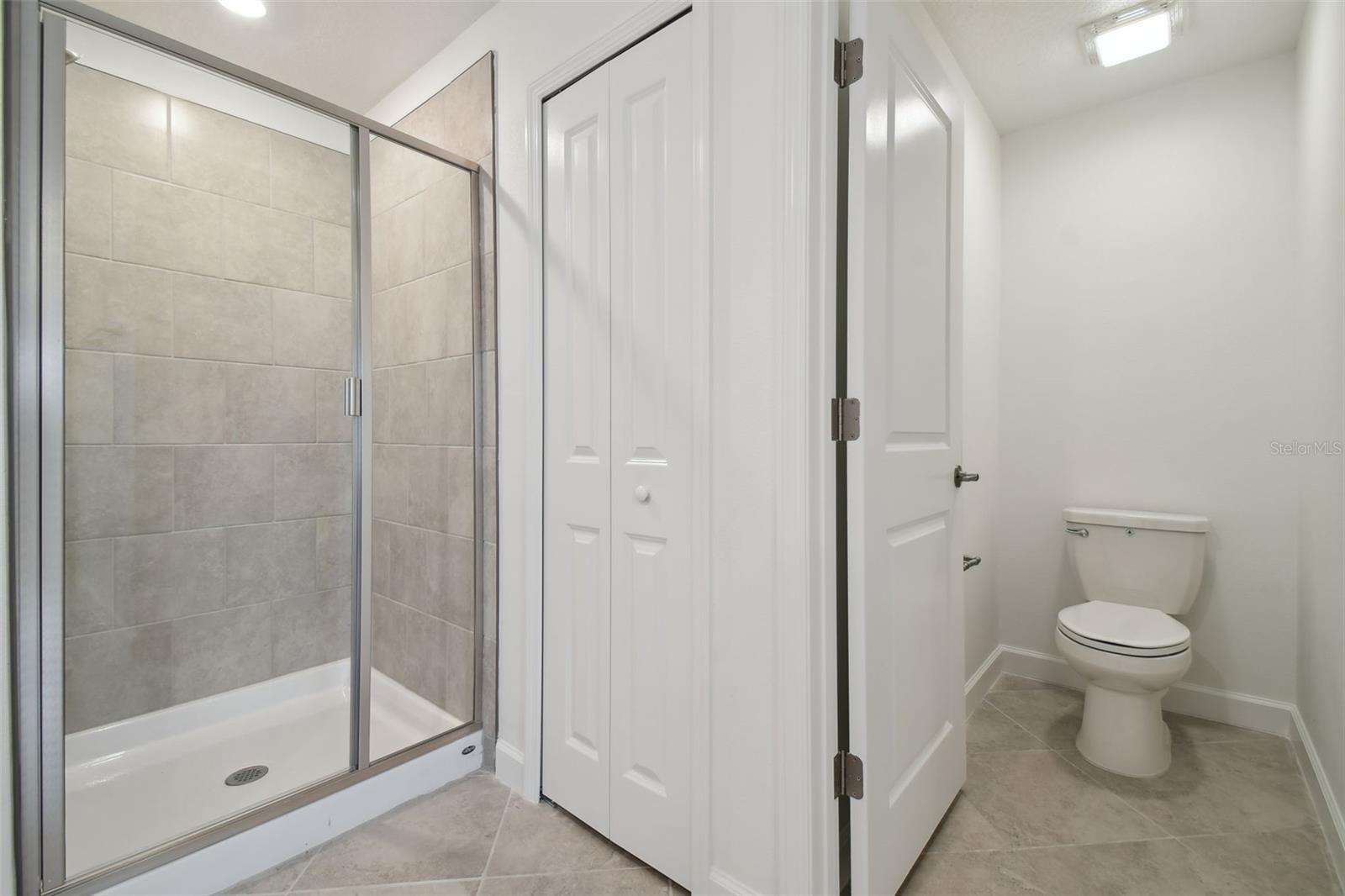 BRYANT SQUARE - Residential Lease