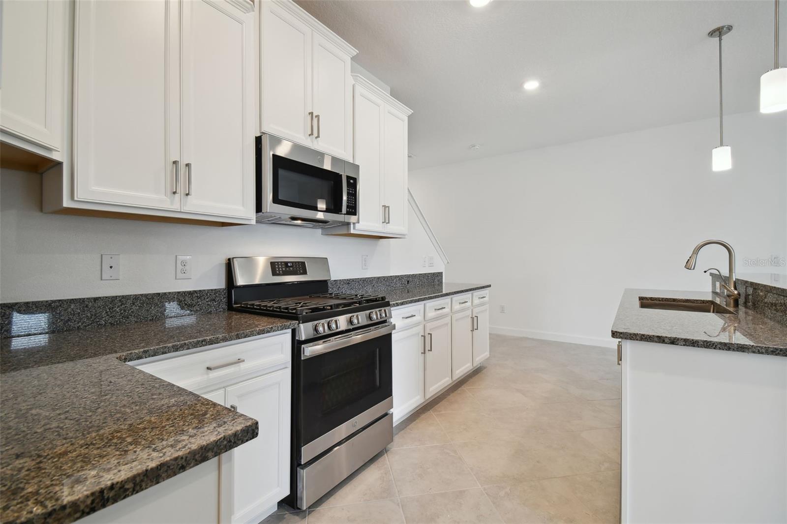 BRYANT SQUARE - Residential Lease