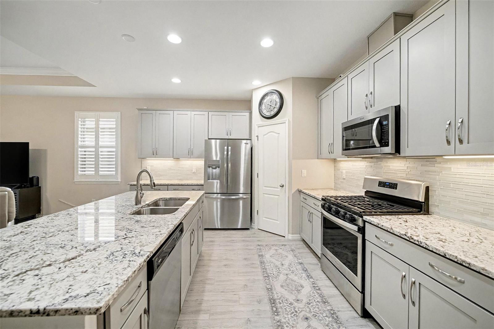 ASTURIA PH 1A - Residential