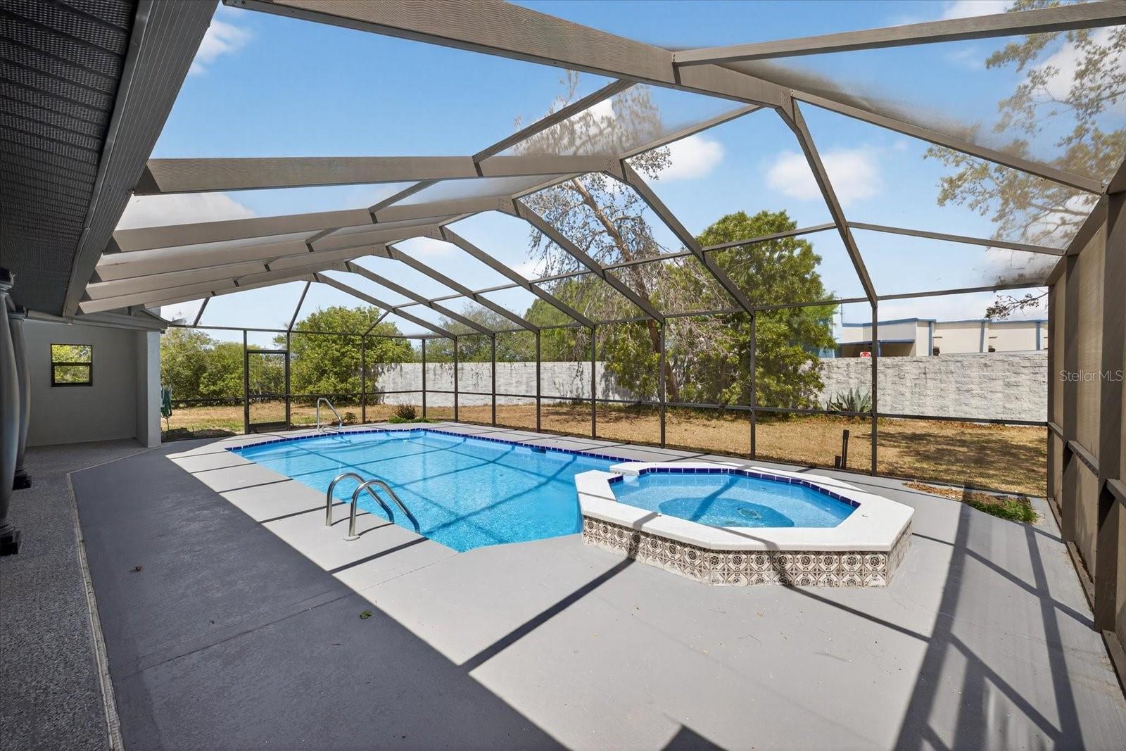 BERKELEY MANOR PH I - Residential