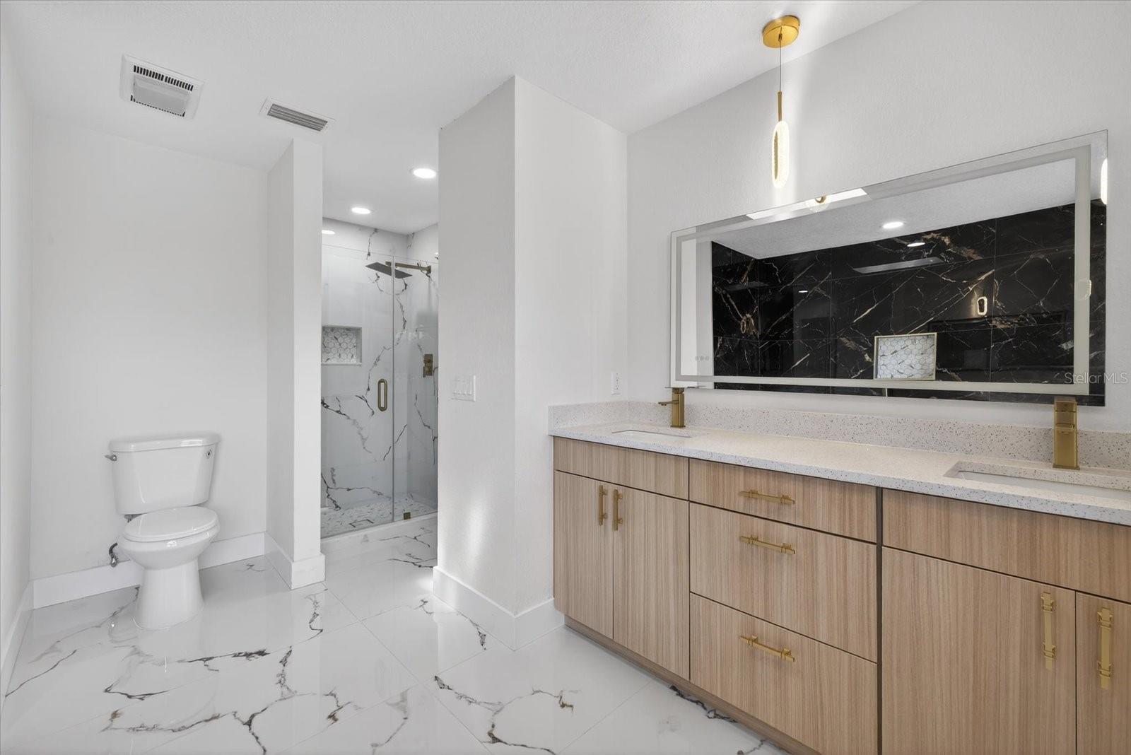 BERKELEY MANOR PH I - Residential