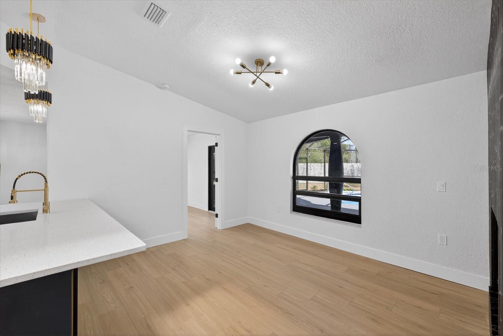 BERKELEY MANOR PH I - Residential