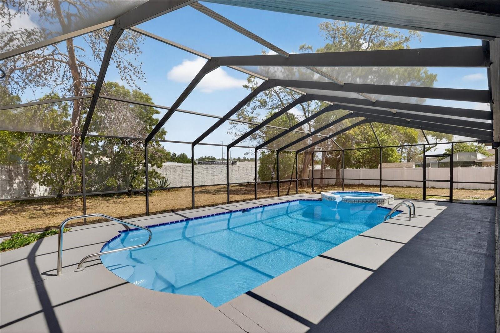 BERKELEY MANOR PH I - Residential