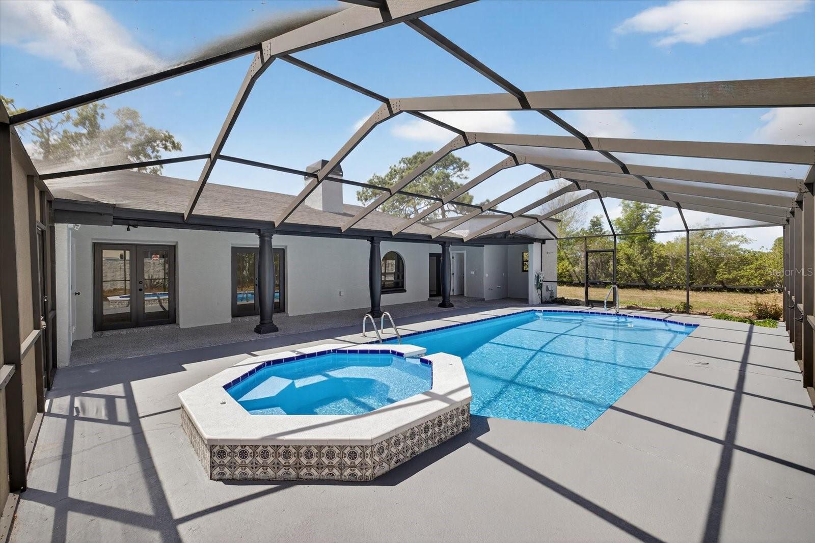 BERKELEY MANOR PH I - Residential