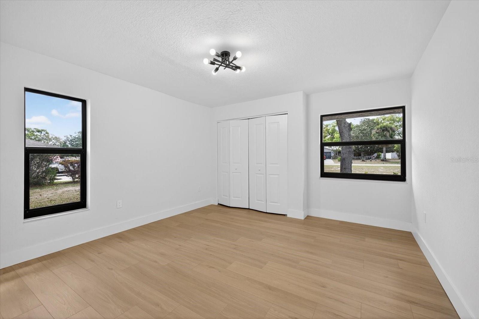 BERKELEY MANOR PH I - Residential