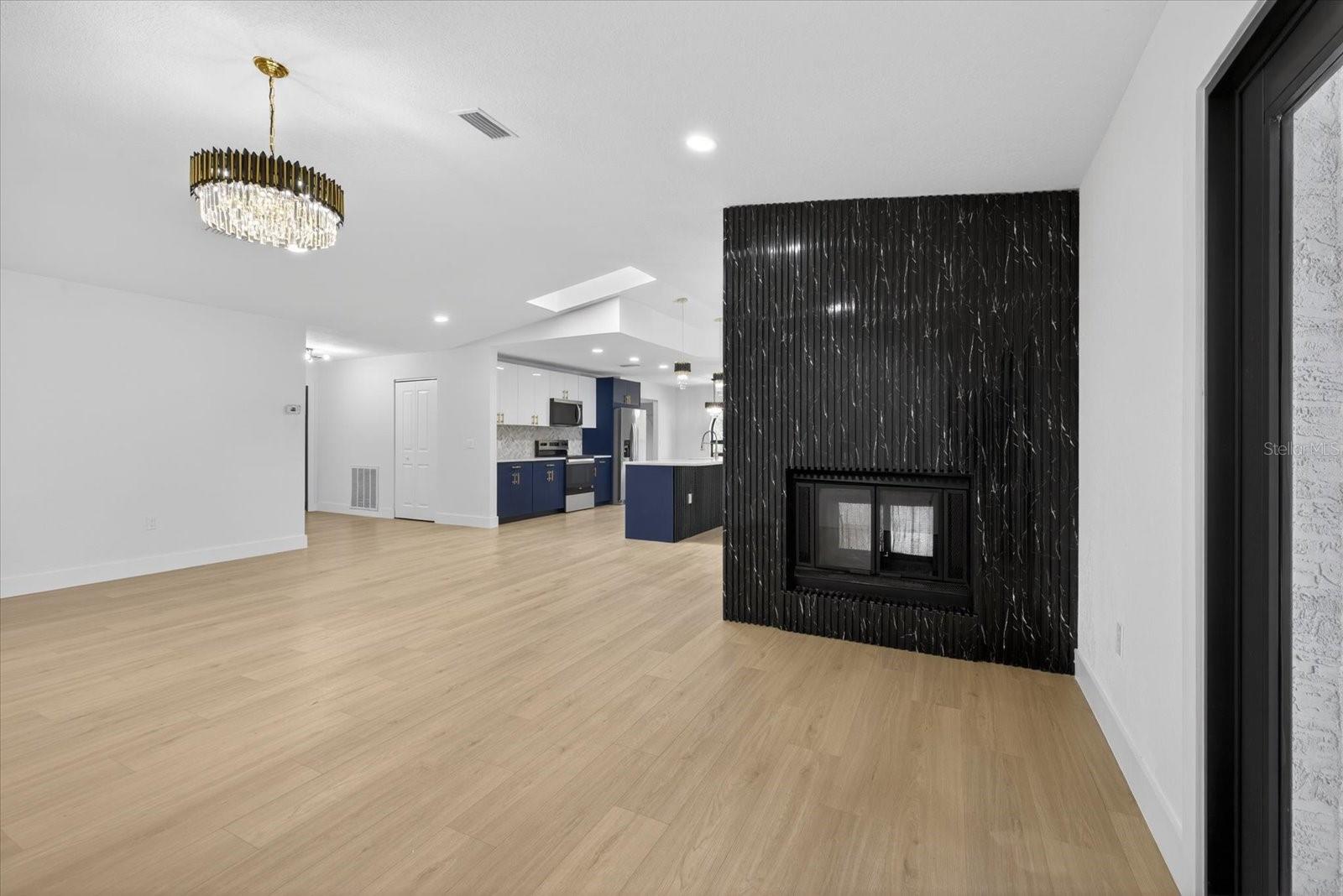 BERKELEY MANOR PH I - Residential