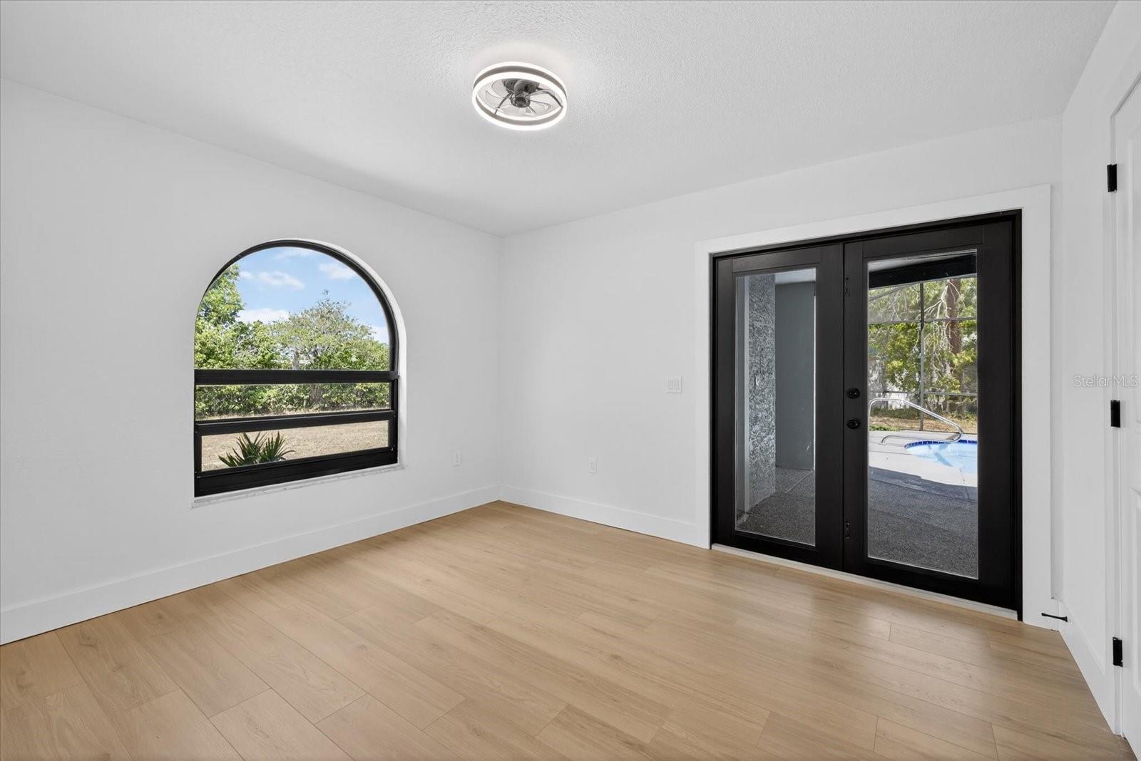 BERKELEY MANOR PH I - Residential