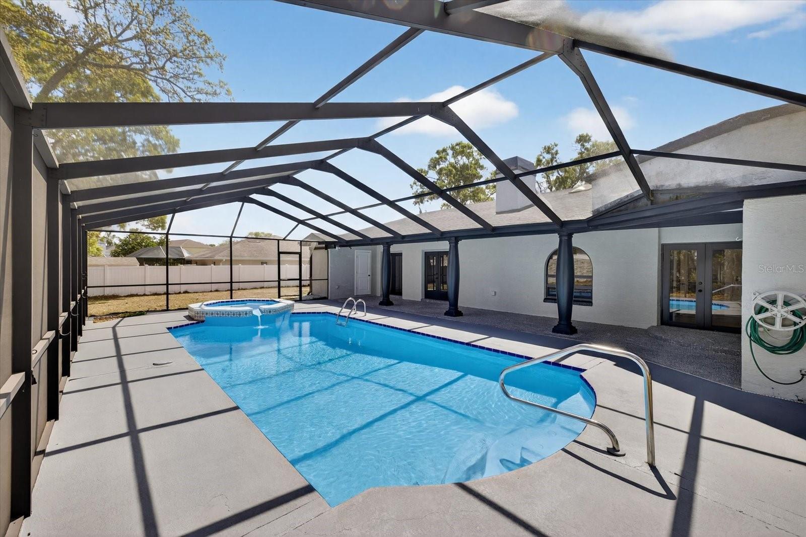 BERKELEY MANOR PH I - Residential