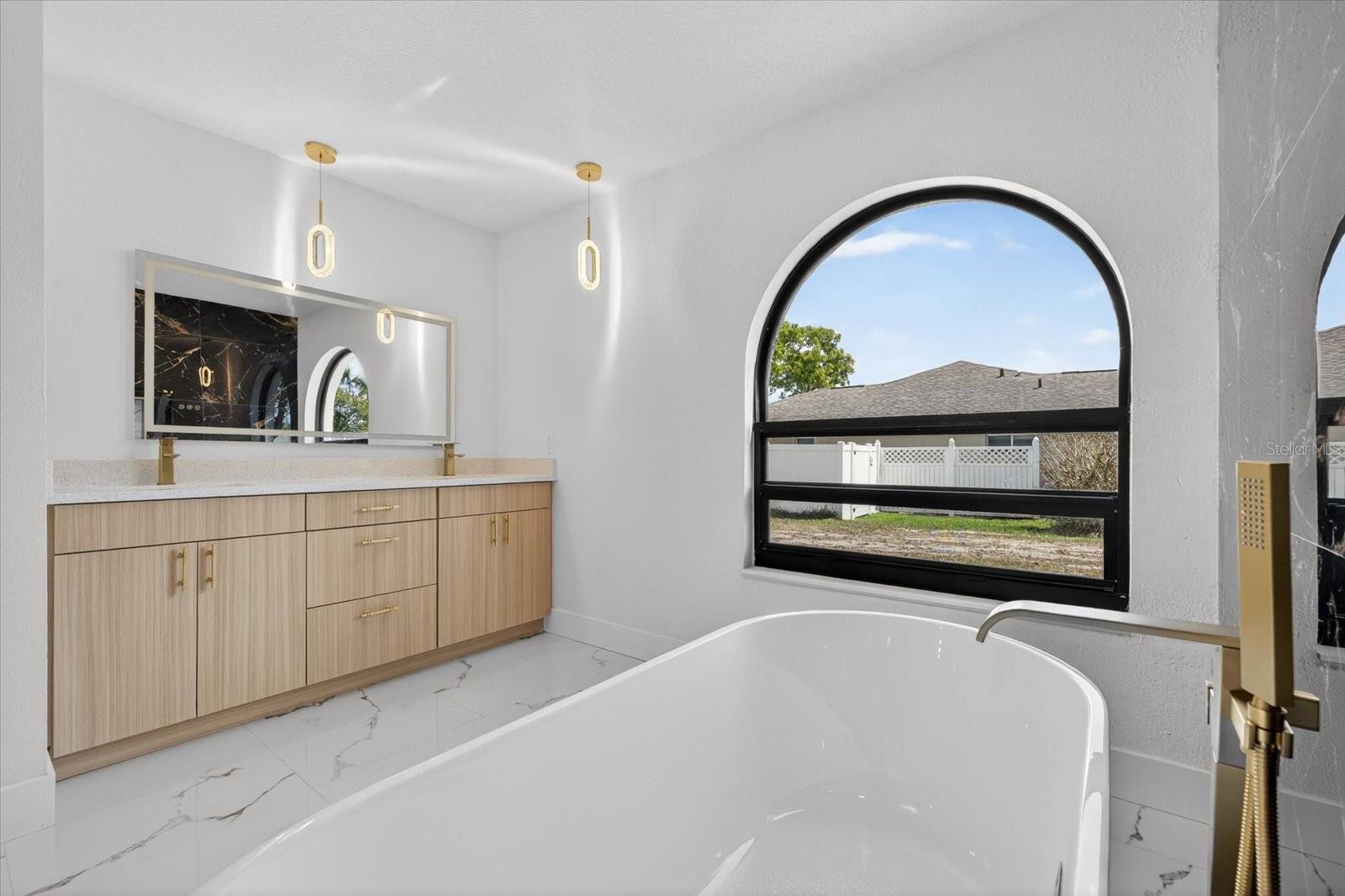 BERKELEY MANOR PH I - Residential