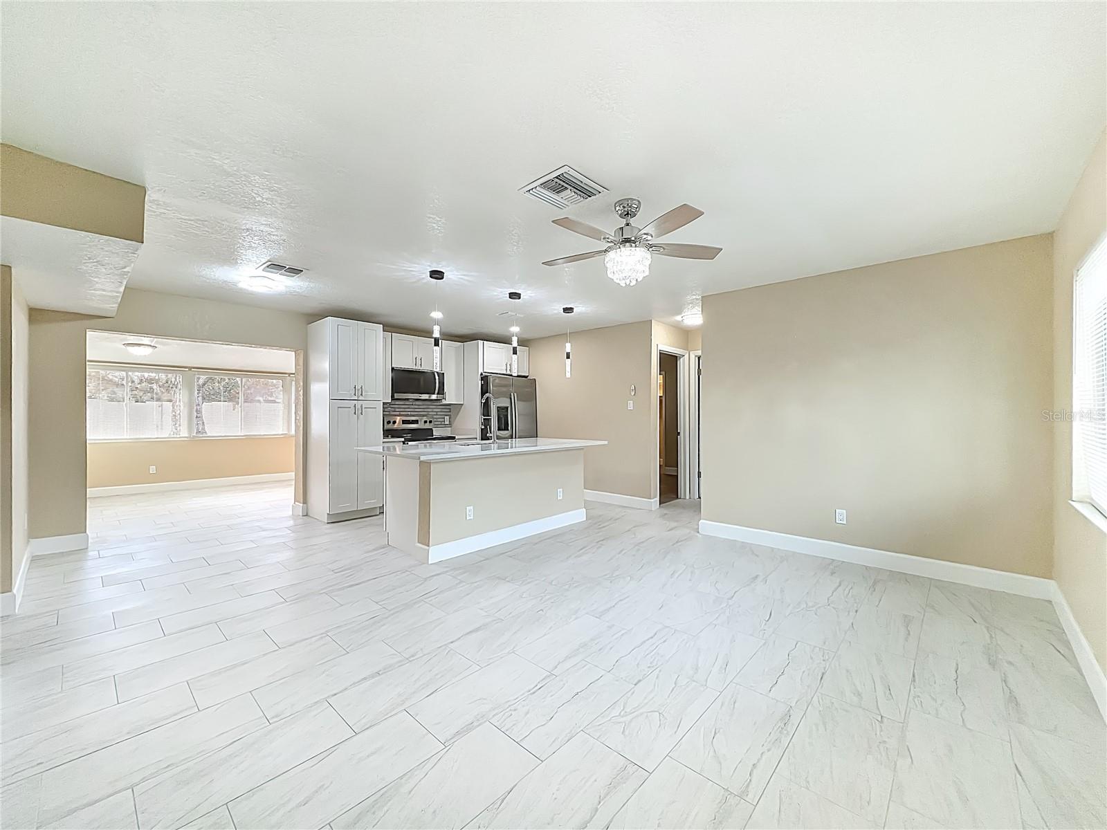 IMPERIAL ESTATES - Residential